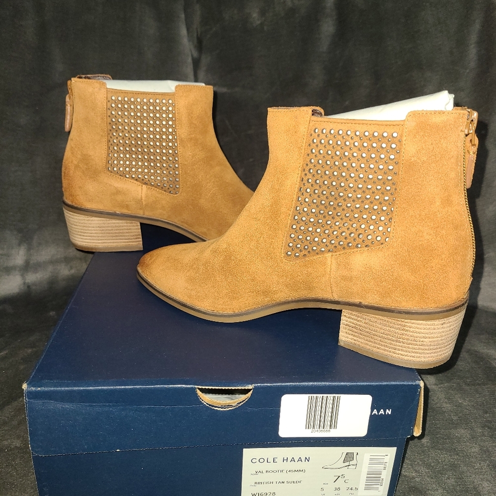 Cole Haan Bootie NWT Size 7.5 - Picture 2 of 9